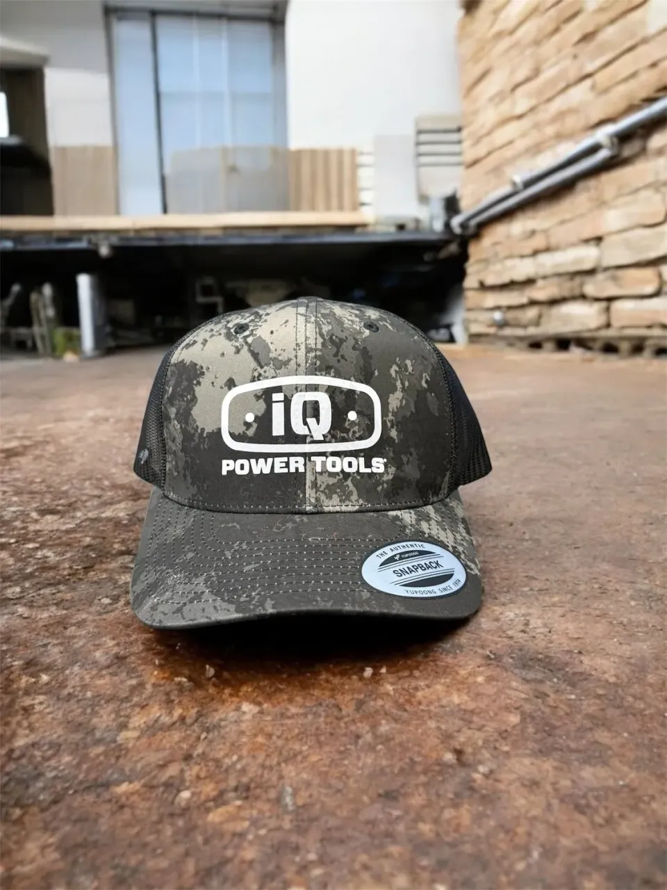 IQ Powertools Trucker pet zwart camo snapback polyester