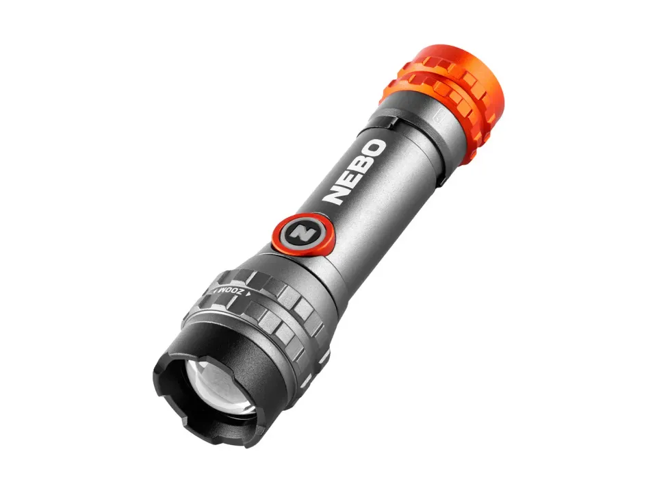 Nebo 450L Flex oplaadbare zaklamp zoom