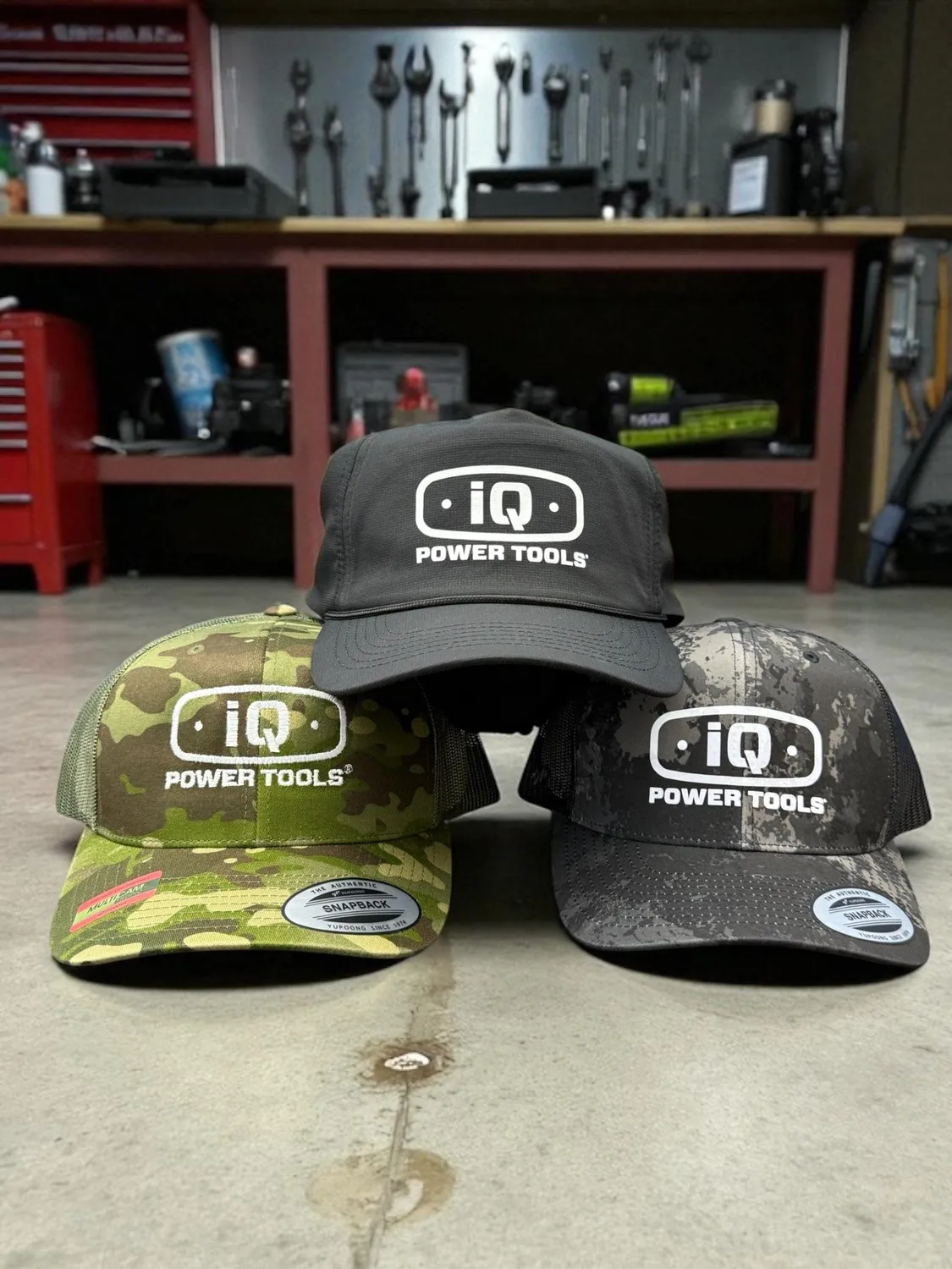 IQ Powertools Trucker pet zwart camo snapback polyester