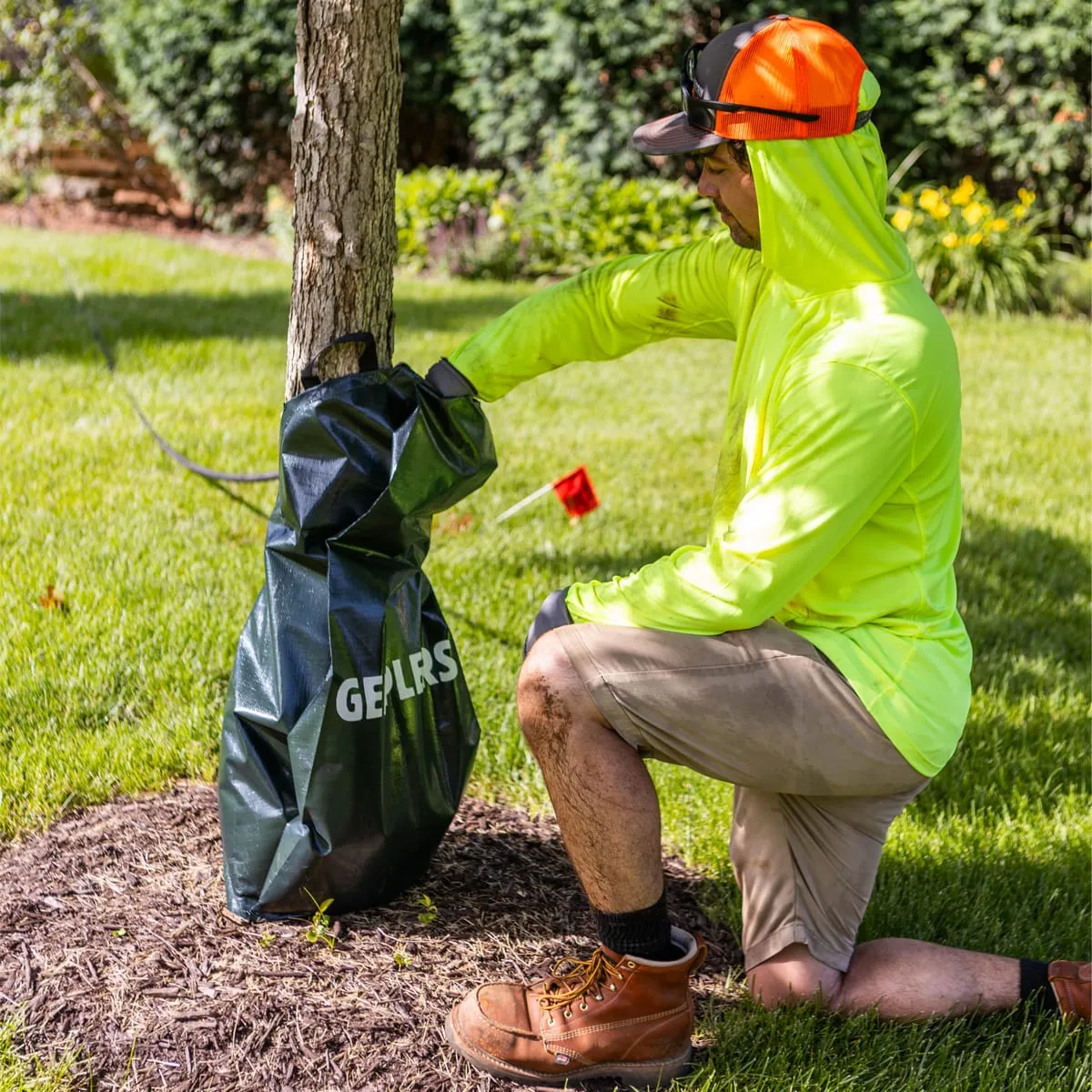 Gemplers Tree Watering Bag bewateringszak 20 gallon groen