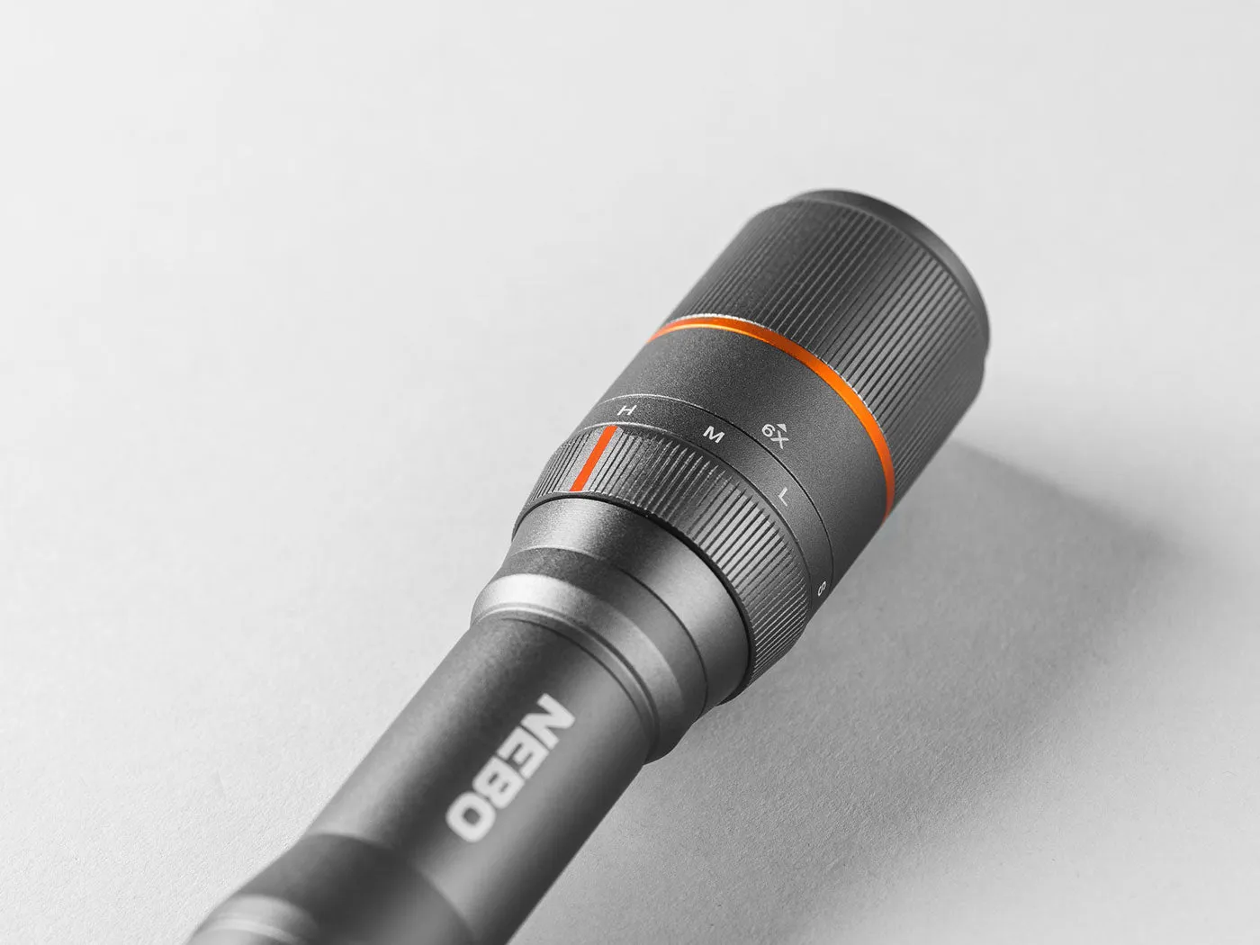 Nebo Davinci 1000 zaklamp 1000 lumen 6x zoom