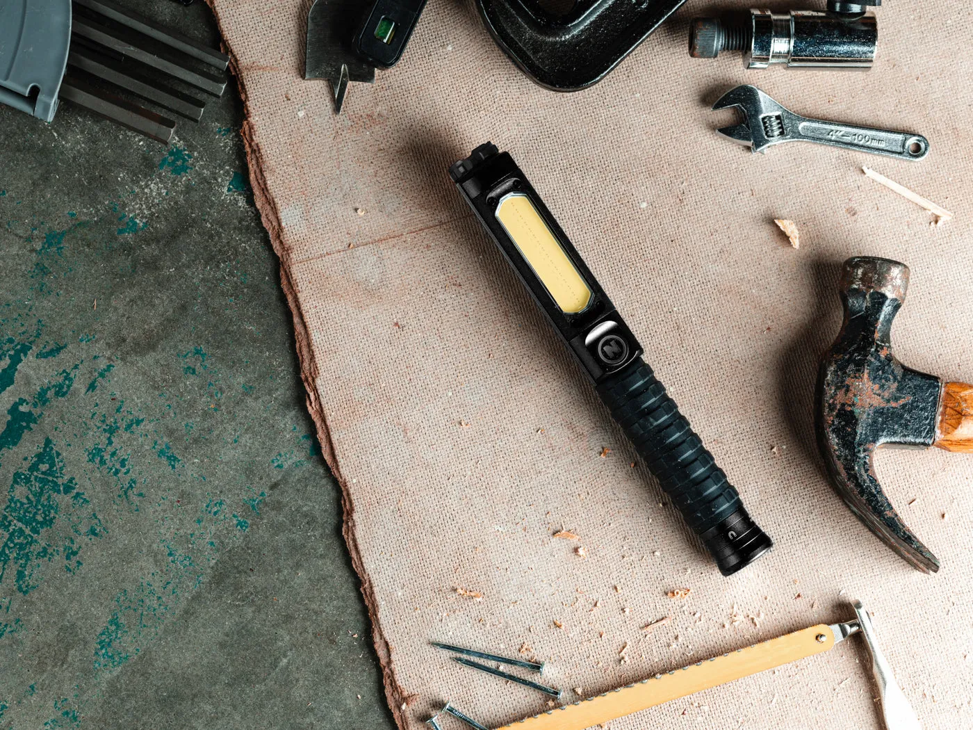 Nebo Big Larry Pro+ Black Line werklamp 600 lumen