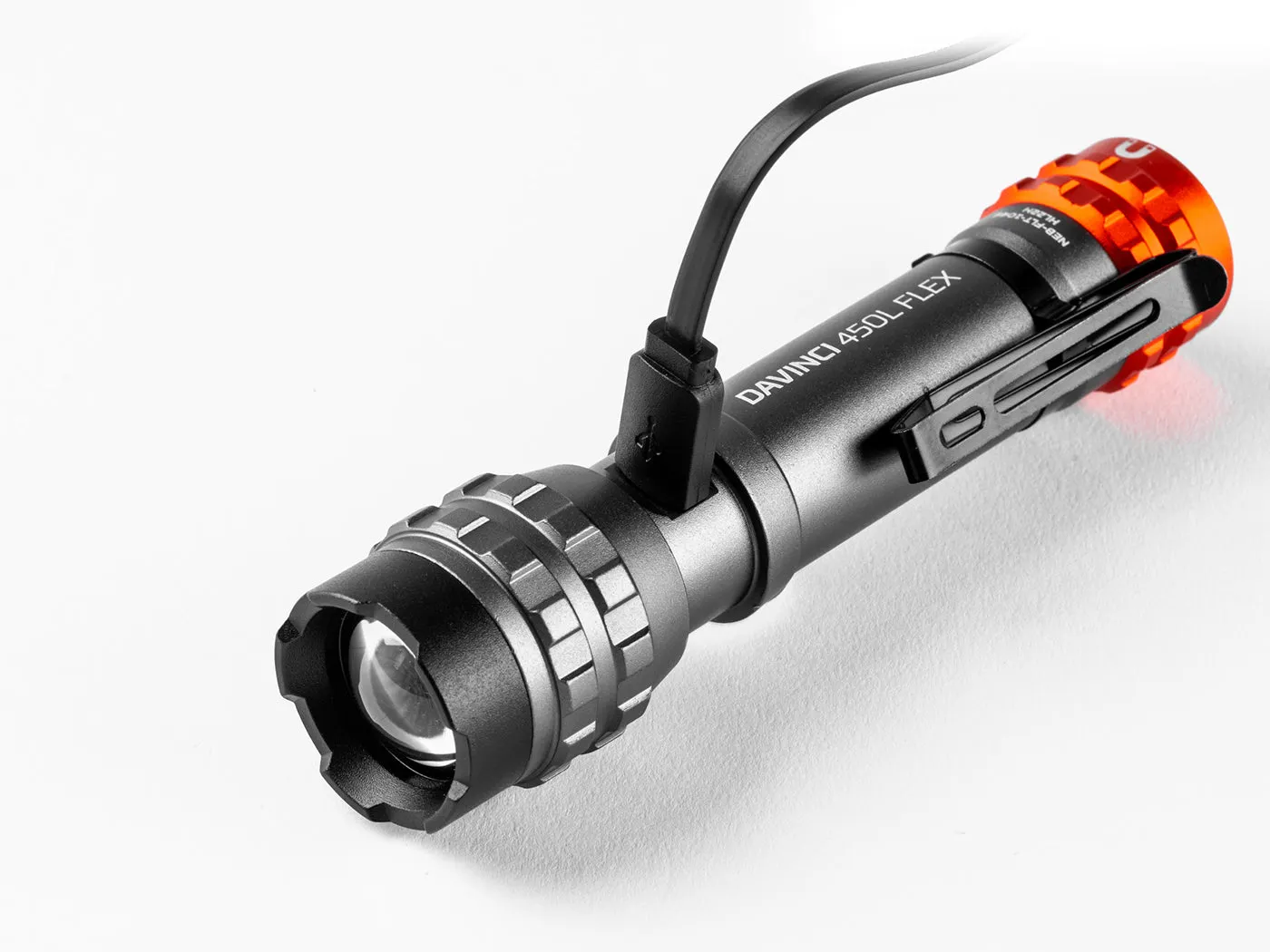 Nebo 450L Flex oplaadbare zaklamp zoom